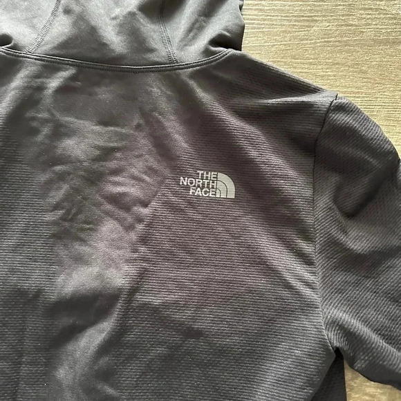 North Face Hooded Longsleeve Base Layer size Medium - Picture 2 of 8